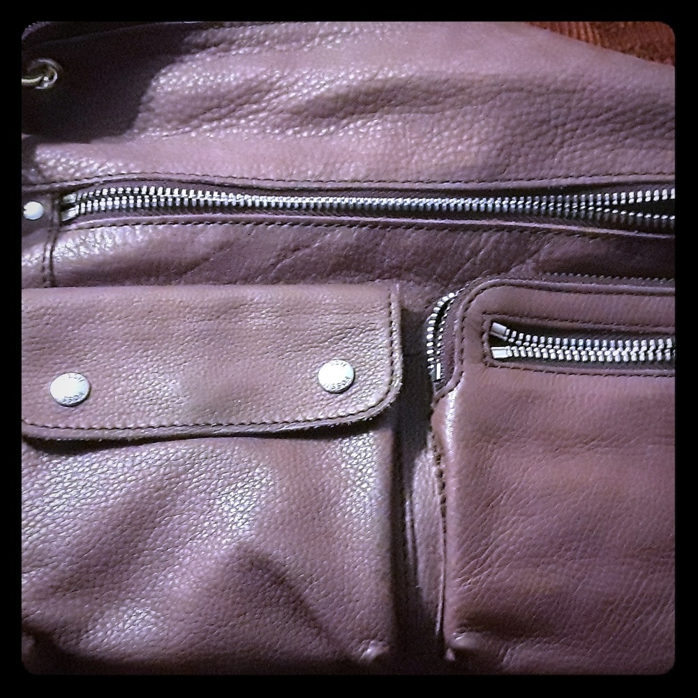 Fossile Kinley Pebbeled Leather Crossbody  - Wine